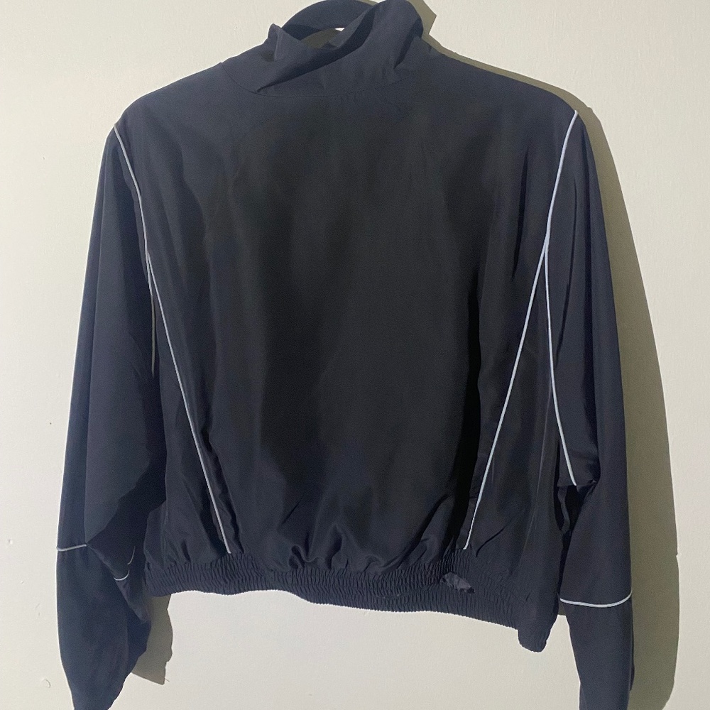 Wind Breaker